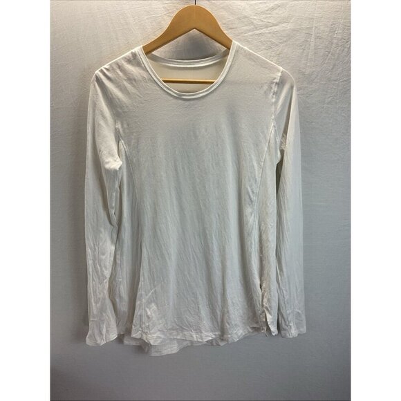 Lot of 2 Tasc Women’s Long‎ Sleeve Bamboo performance Shirt Size M White/ Blue - Picture 5 of 14